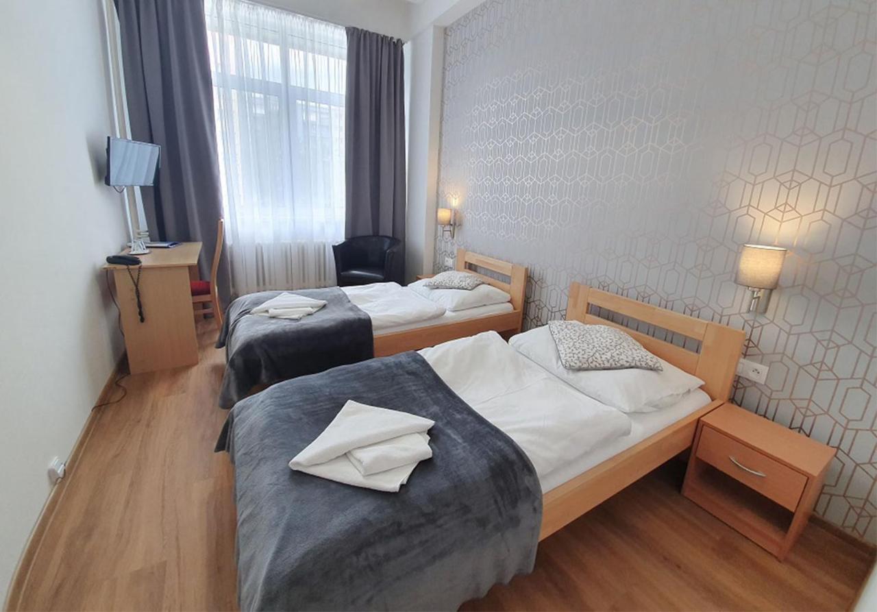 Hotel Preveza Спишска-Нова-Вес Экстерьер фото