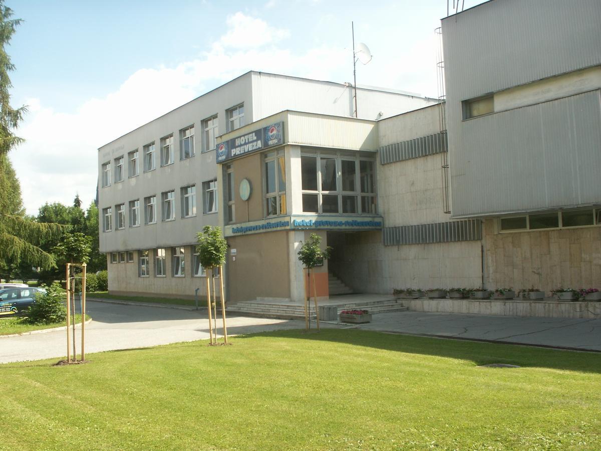 Hotel Preveza Спишска-Нова-Вес Экстерьер фото